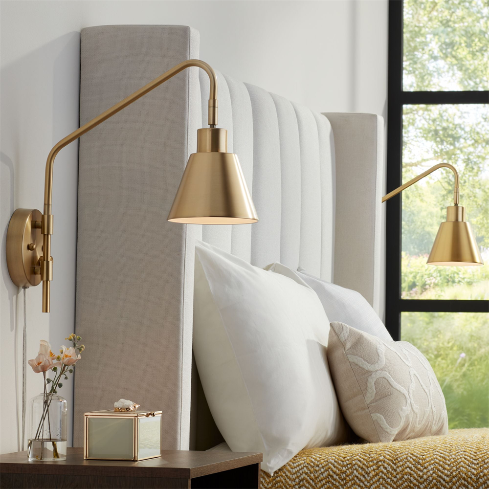 Adjustable Plug-In Wall Lamp