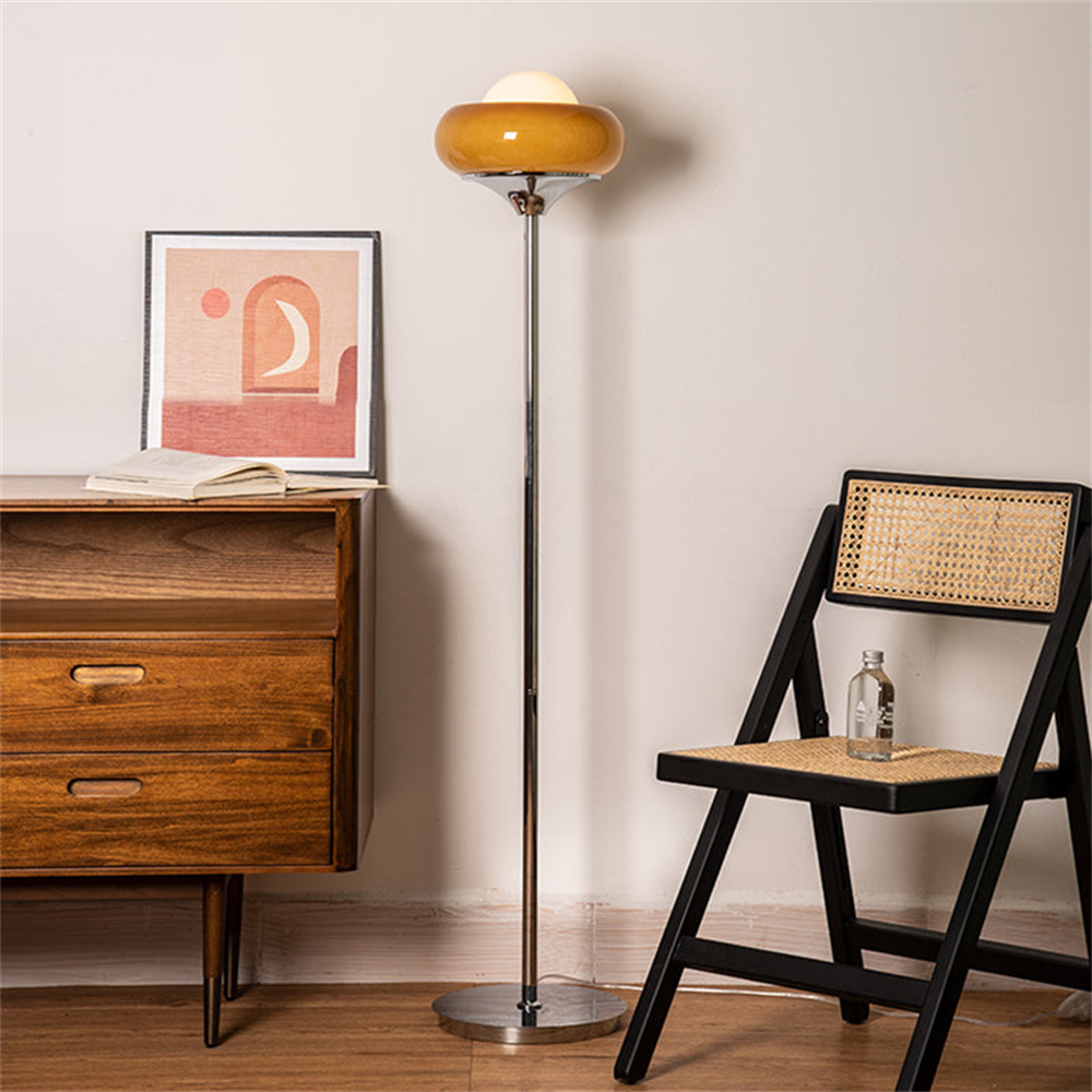 Upgrade your living room with Zeamas' mid-century floor lamp, a fusion of retro Italian design and modern functionality, offering a sophisticated glow.